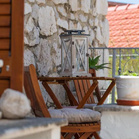 Dom wakacyjny Lidija Makarska